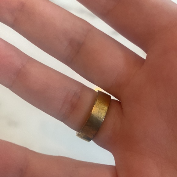 Henri Bendel gold buckle ring size ~6 ⭐️💍✨ - Picture 2 of 3